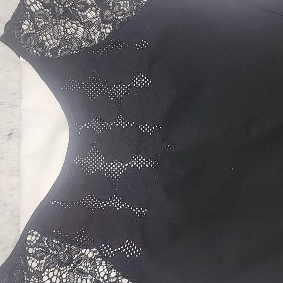 Lace Layering Short Sleeve Shirt. Size: S - Picture 2 of 6